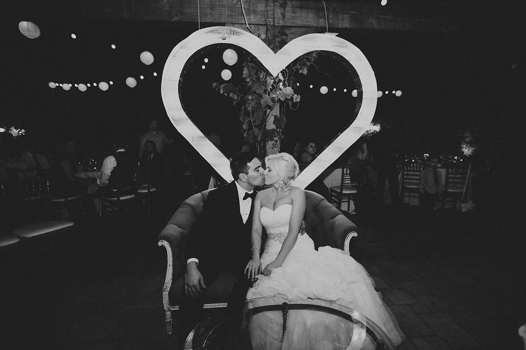 photo colorful-modern-wedding-franciscan-gardens