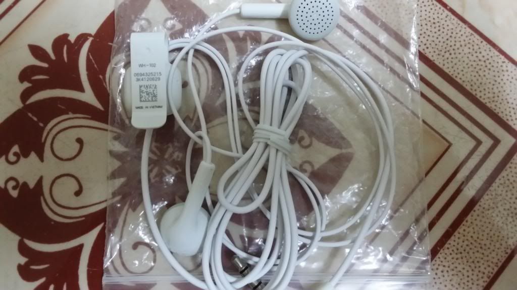 Z1 compact, Note 2, Lumia 630,  HTC M8, xác Lumia 800, E7 & 6720, tab FPT VI - 49