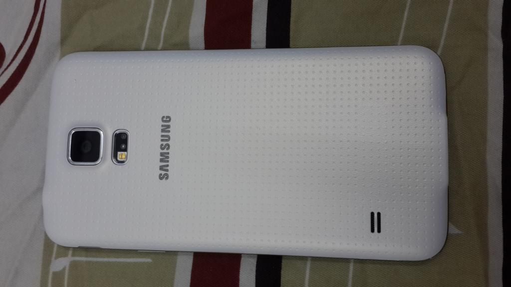 Samsung S5 white, HTC One M7 red 32Gb, LG G Pro lite dual white, flipcover tab S 8.4 - 1