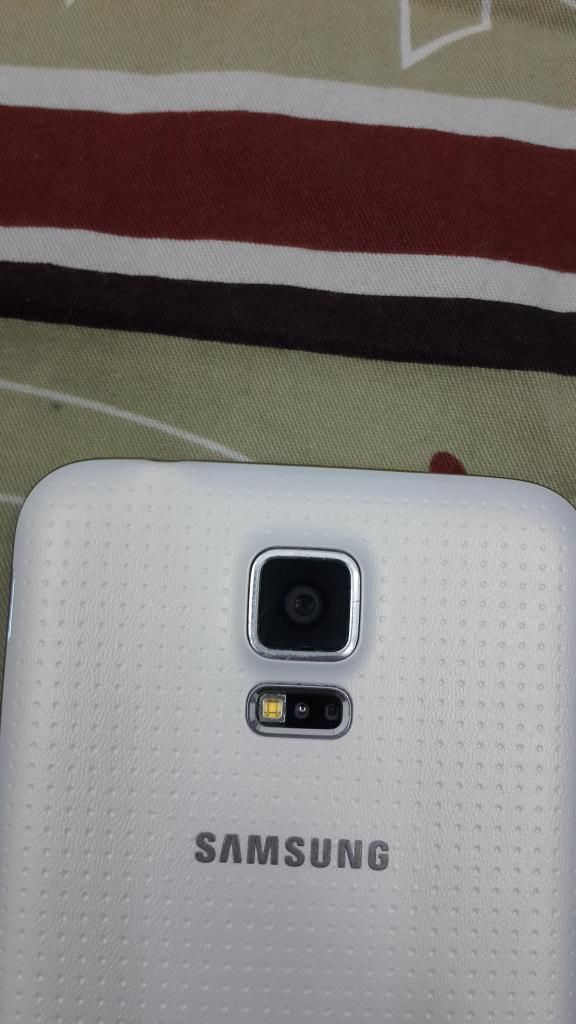 Samsung S5 white, HTC One M7 red 32Gb, LG G Pro lite dual white, flipcover tab S 8.4 - 4