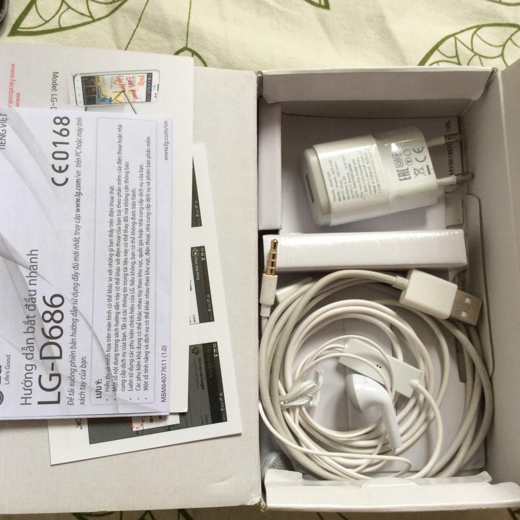 Samsung S5 white, HTC One M7 red 32Gb, LG G Pro lite dual white, flipcover tab S 8.4 - 16