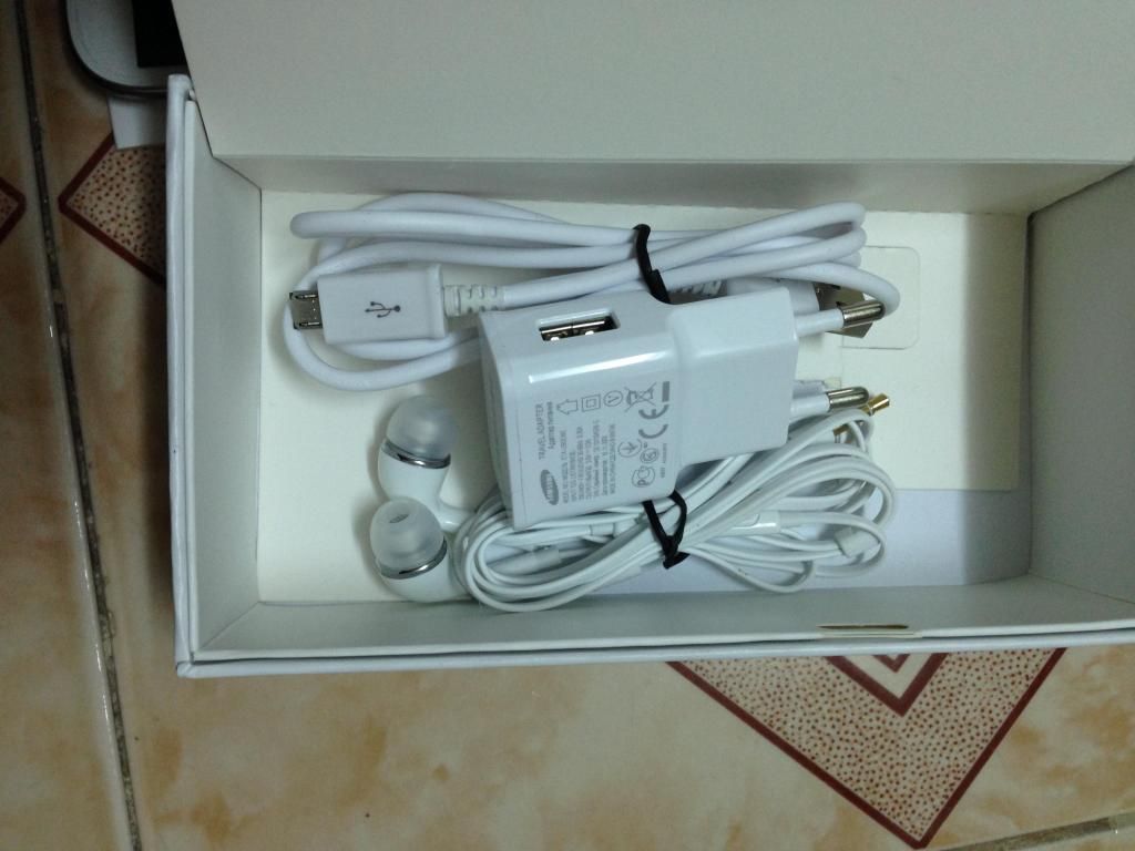 M8 red mới 100% chính hãng + dotview, Note 2 99% SSVN fullbox và Nokia N900 99% - 6