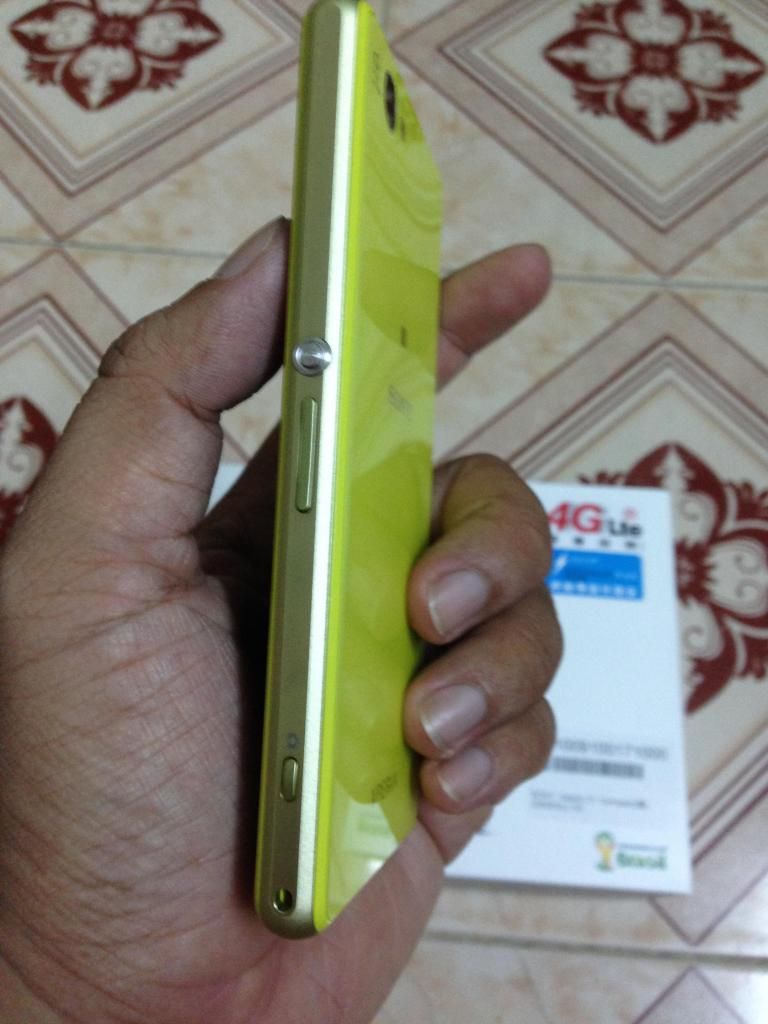 Z1 compact, Note 2, Lumia 630,  HTC M8, xác Lumia 800, E7 & 6720, tab FPT VI - 3