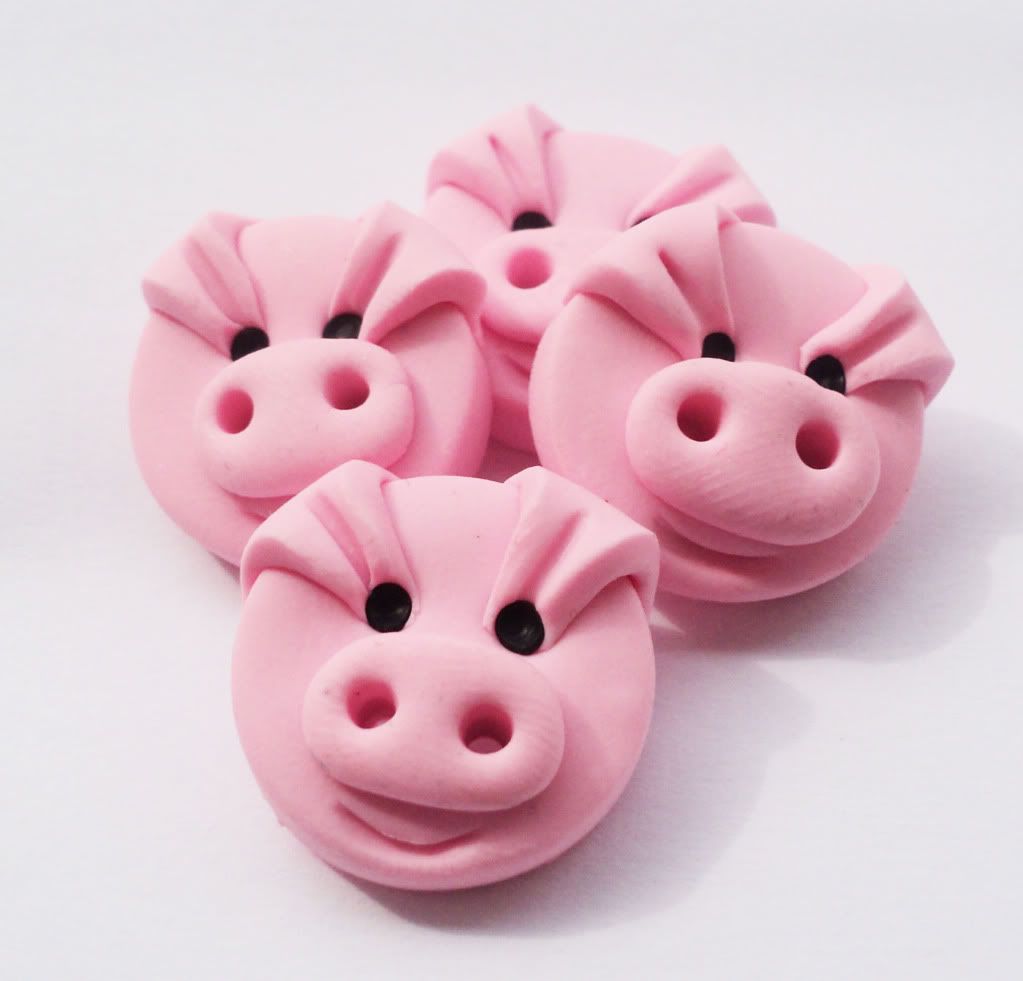 Little Piggy - set of 4 polymer clay handmade buttons