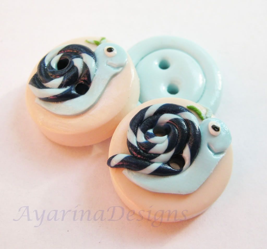 Mr Snail - set of 3 polymer clay buttons (3/4")