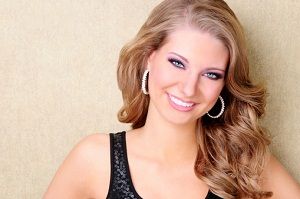 Miss Iowa Teen USA 2012 Carissa Becker