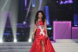 Miss Universe 2011 Presentation Show Evening Gown Preliminary Competition Sri Lanka Stephanie Siriwardhana