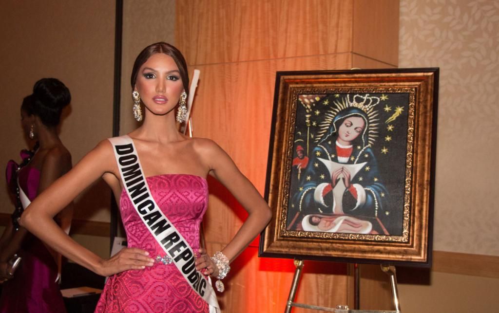 Miss Universe 2014 National Gift Auction Dominican Republic Kimberly Castillo