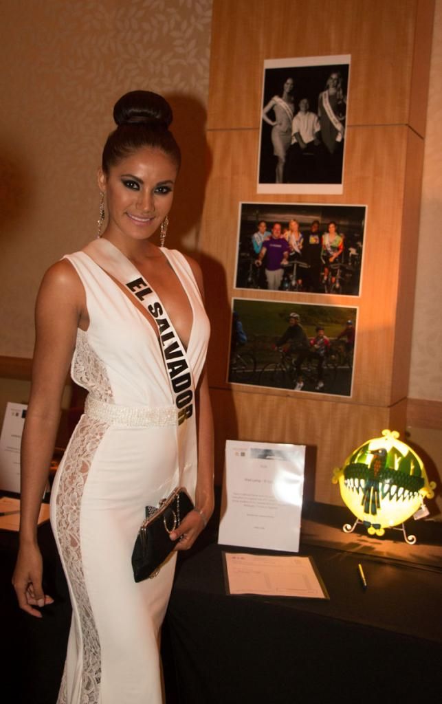 Miss Universe 2014 National Gift Auction El Salvador Patricia Murillo