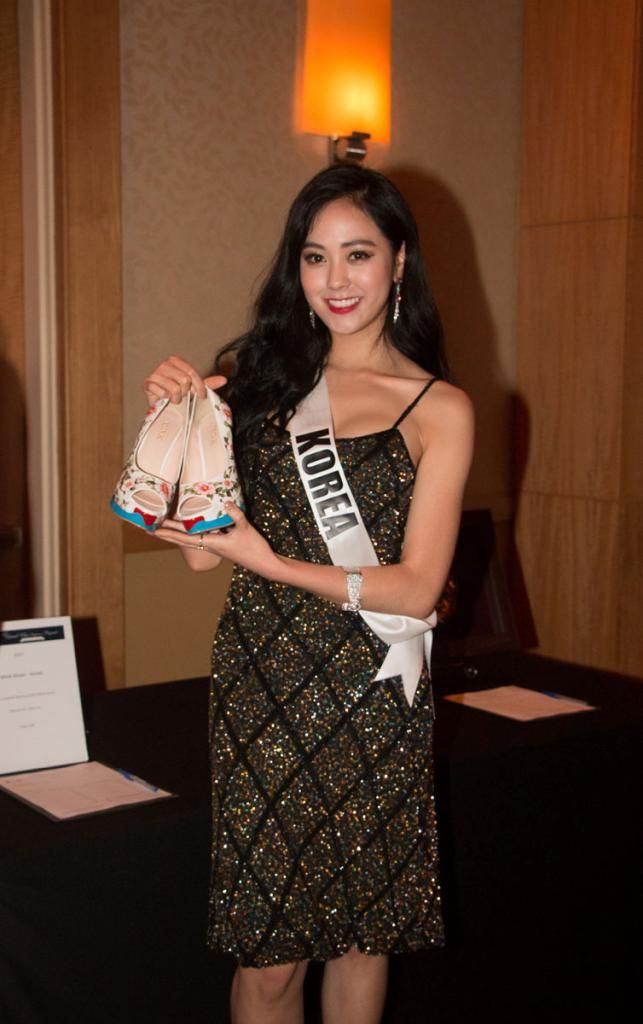 Miss Universe 2014 National Gift Auction Korea Yoo Ye-Bin