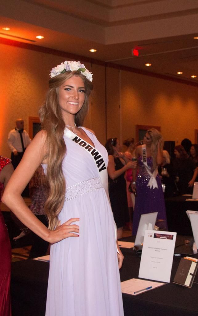 Miss Universe 2014 National Gift Auction Norway Elise Dalby