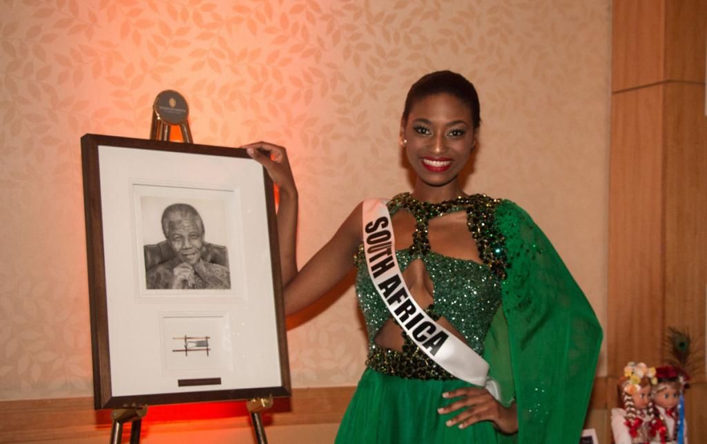 Miss Universe 2014 National Gift Auction South Africa Ziphozakhe Zokufa