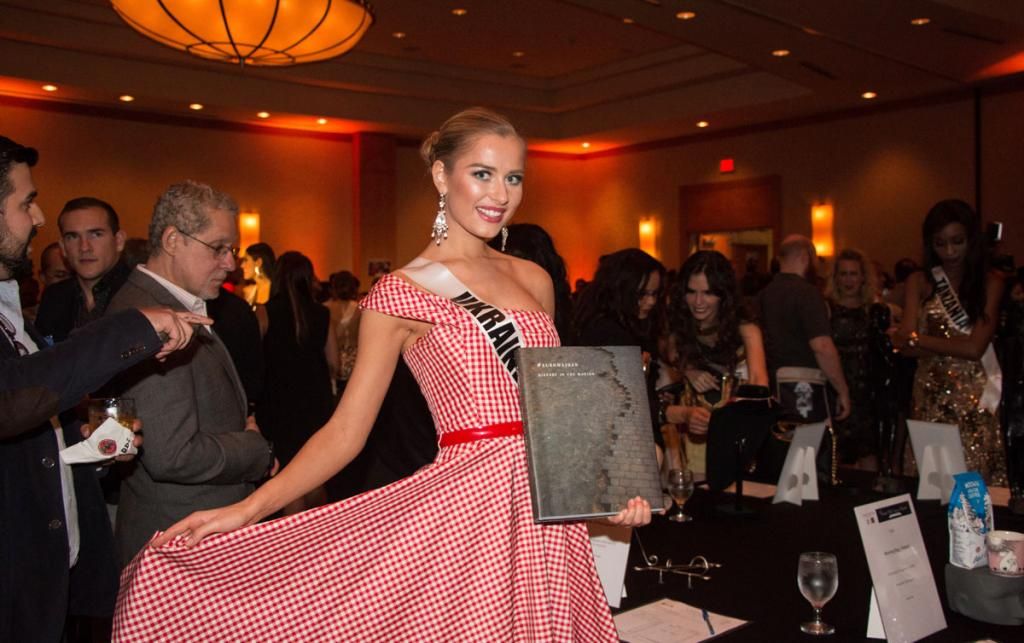 Miss Universe 2014 National Gift Auction Ukraine Diana Harkusha
