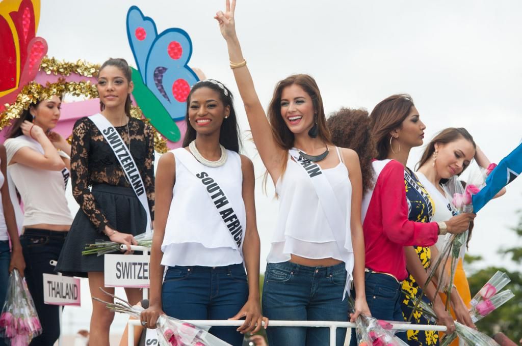 Miss Universe 2014 Parade of nations cultural event festival
