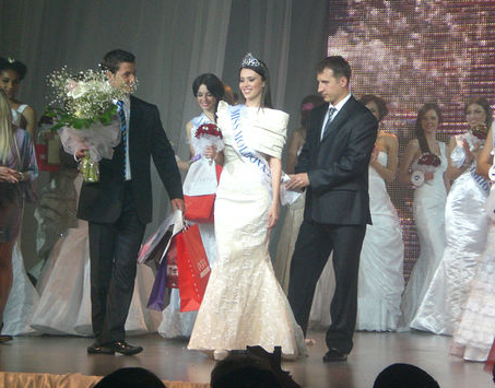 miss moldova 2011 winner veronica popovici