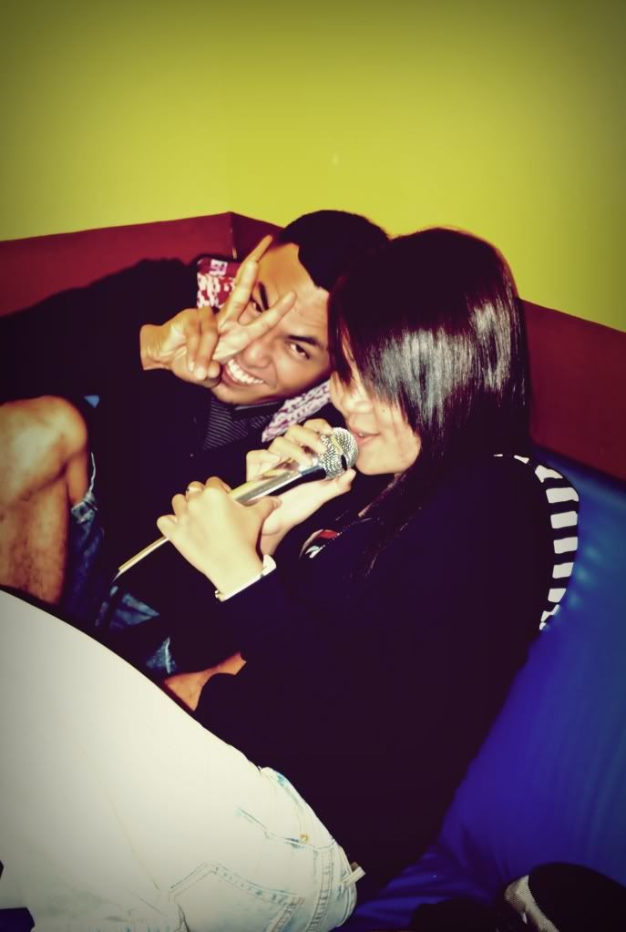 Photobucket<img src=