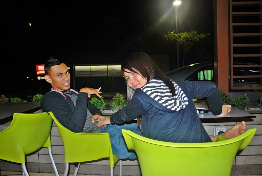 Photobucket<img src=