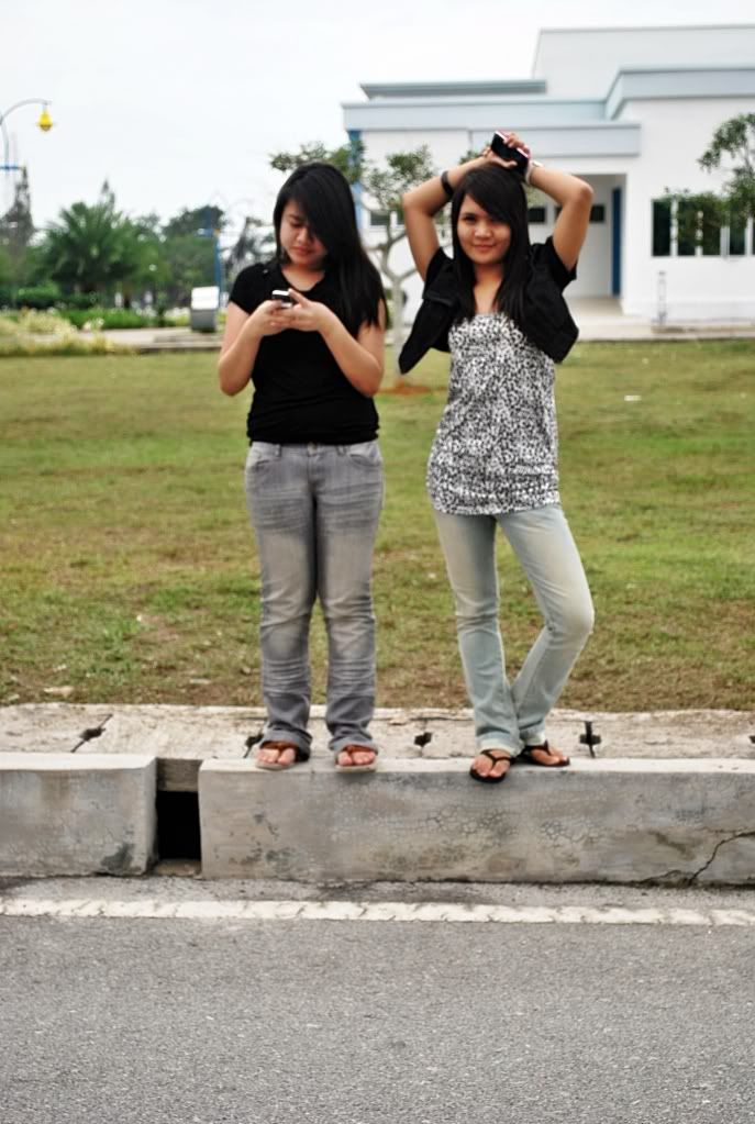 Photobucket<img src=