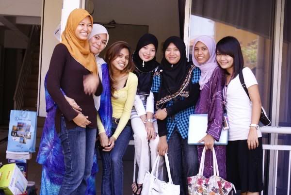 Photobucket<img src=