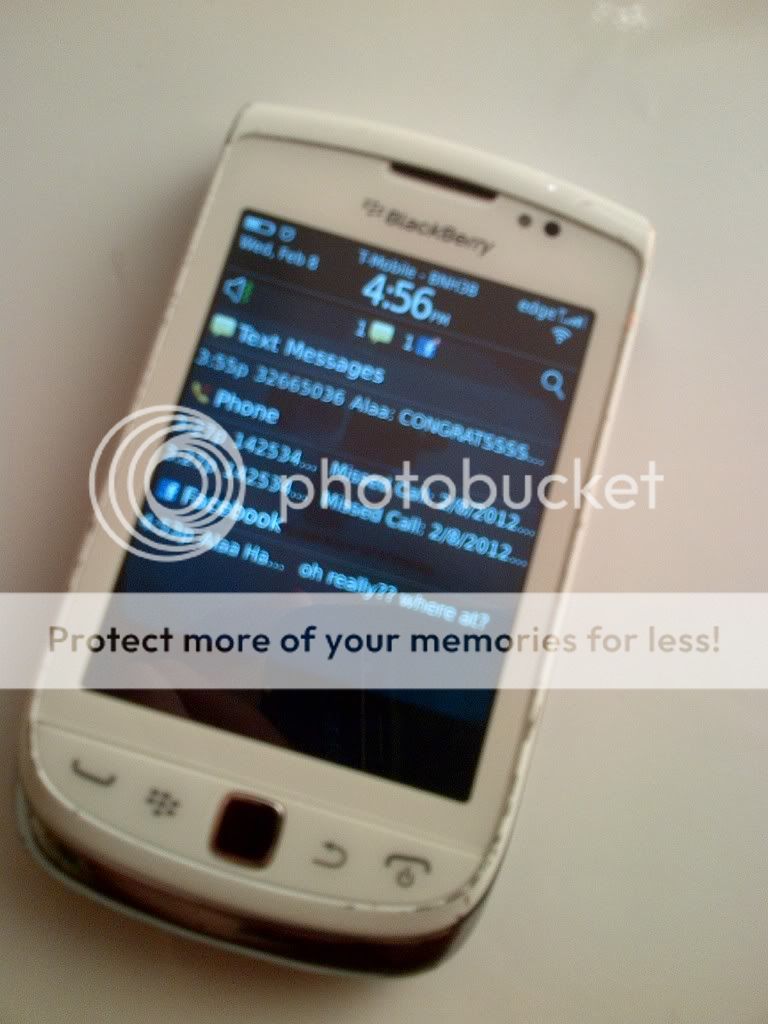 WHITE BLACKBERRY TORCH 2 9810 AT&T ( UNLOCKED T MOBILE )  