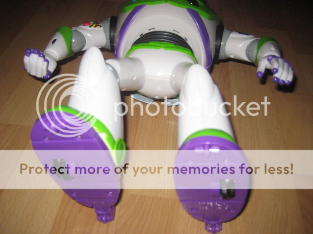   Huge Disney Walking Buzz Lightyear Light Year  Many pix,Youtube video